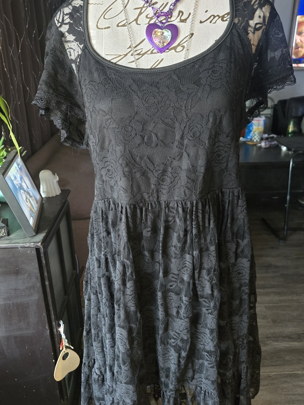 Shein Black Lace Short Sleeve Tiered Dress. Well Made! Beautiful! Size 1XL